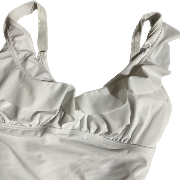 ONE PIECE RUFFLE PLUNGE - Picture 5 of 7